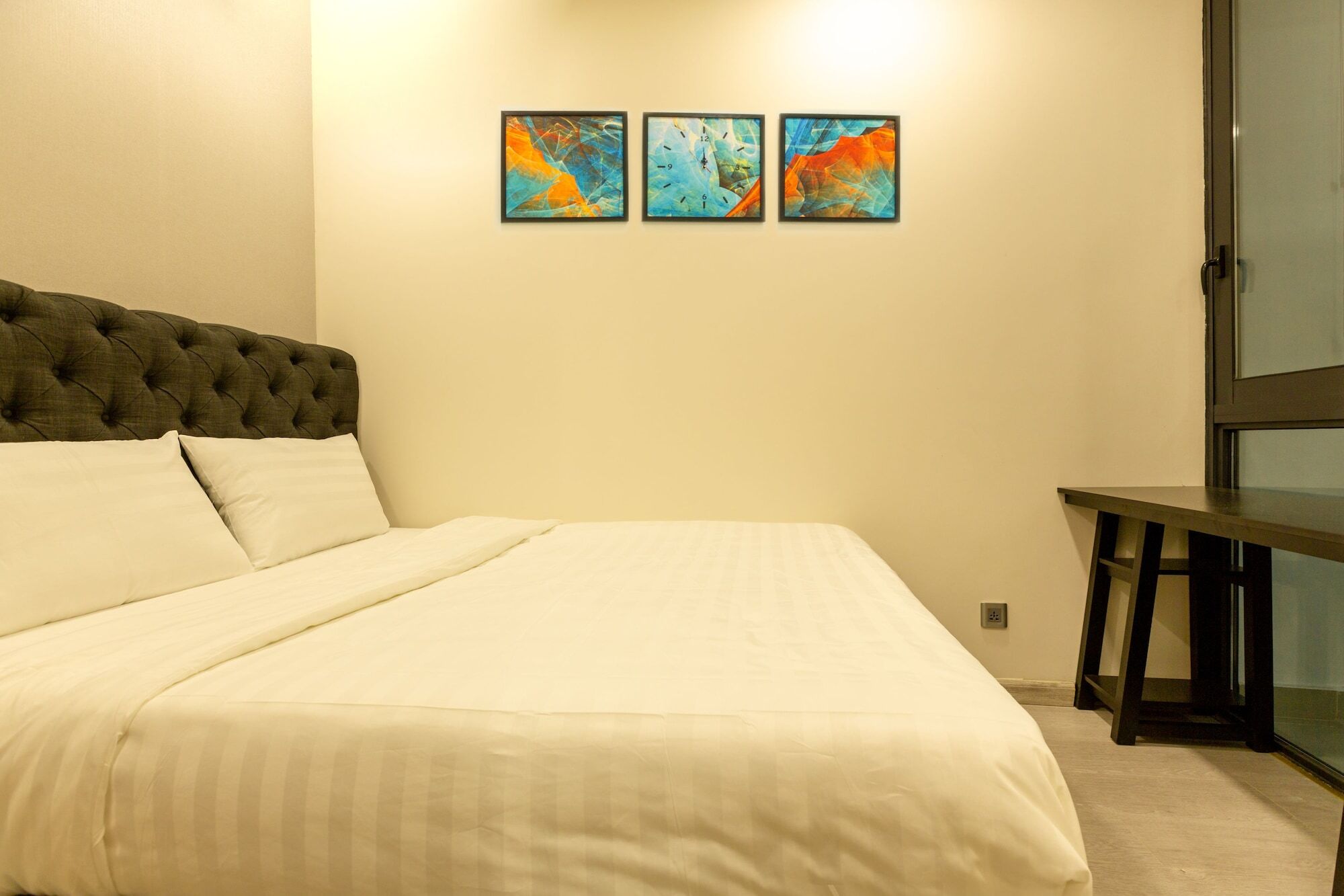 Căn hộ Oasis Vinhome Golden River *